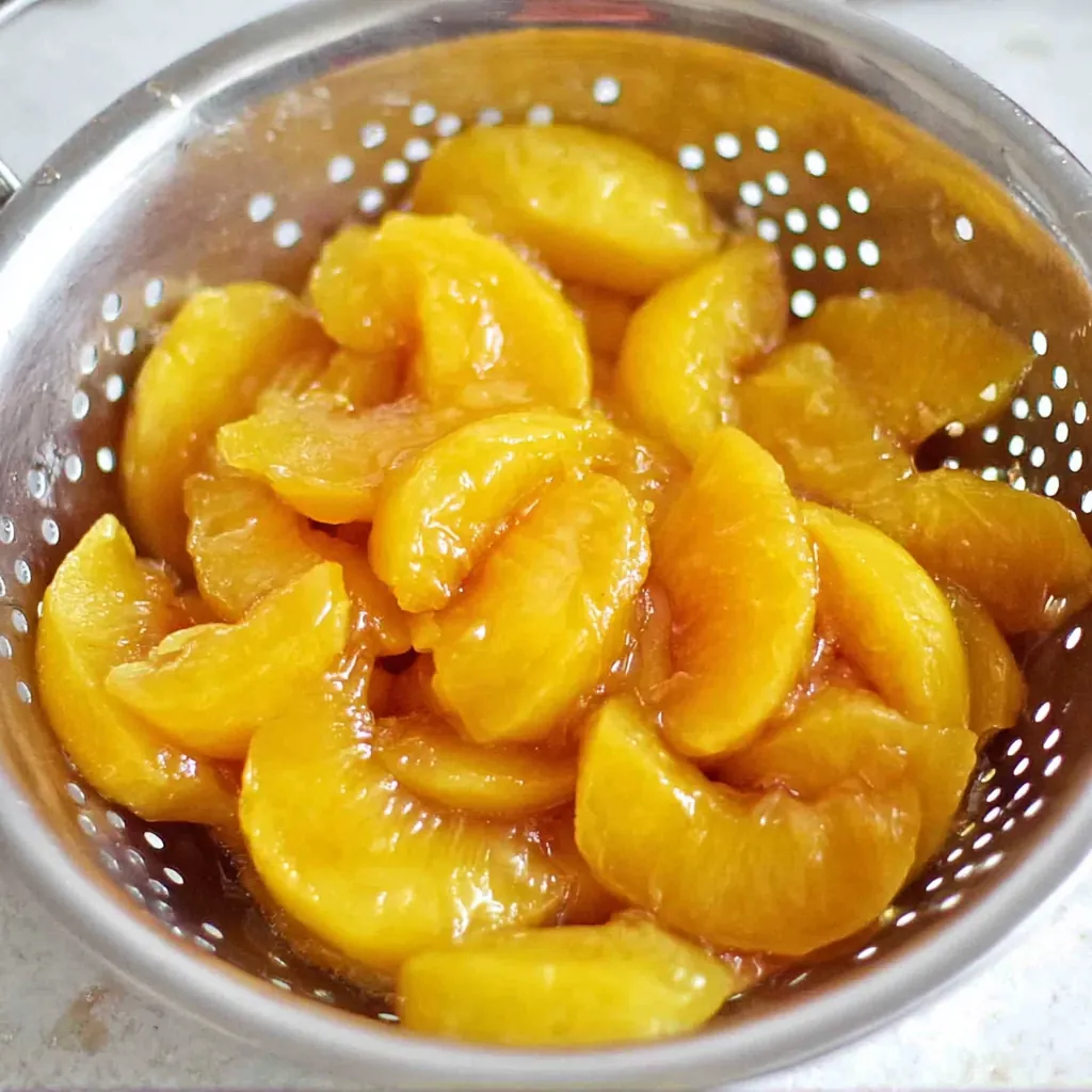 Mom's Peach Cobbler